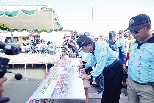 Bupati Wardan Tandatangani Dua Prasasti Pencanangan Tugu