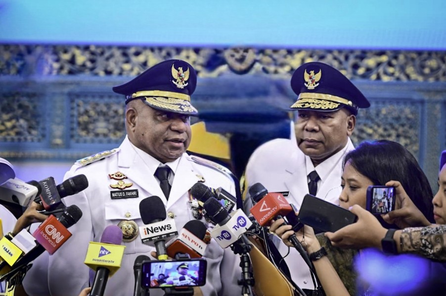 Gubernur Mathius Fakhiri dan Komite Percepatan Otsus Papua Resmi Dilantik, Momentum Wujudkan Papua sebagai 'Barometer' Pembangunan Nasional