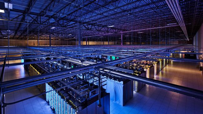 Perusahaan China Tencent Buat Data Center Pertama di RI