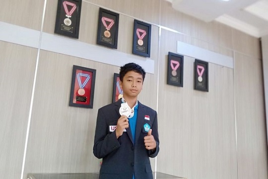 Membanggakan, Siswa Indonesia Raih Prestasi di Ajang Olimpiade Sains Internasional