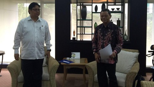 Pembaca Koran Menurun, Industri Kertas Tertekan 