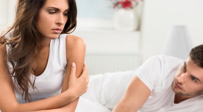 Berbagai Penyebab Perempuan Enggan Bercinta
