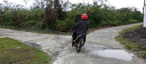 Jalan Desa Mekong Mulai Ditinggalkan Warga 