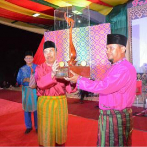 Diikuti Peserta dari Luar Negeri, Sungai Mandau Juara Umum Festival Siak Bermadah