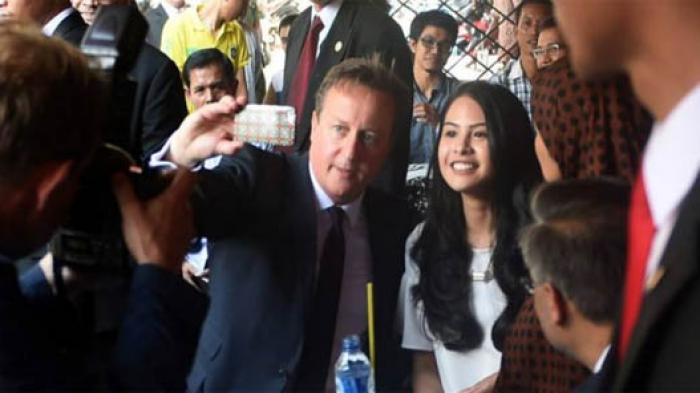Maudy Ayunda Rela Tinggalkan Rapat Demi Dampingi Perdana Menteri Inggris