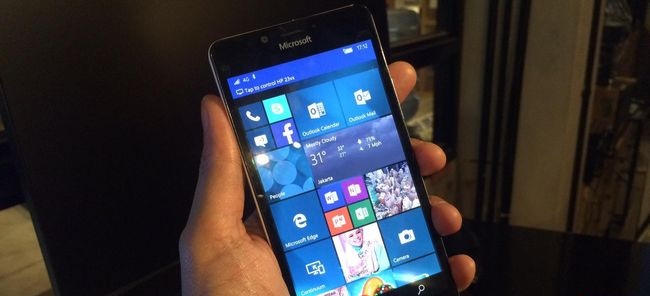 Penjualan Microsoft Lumia Anjlok 73 Persen