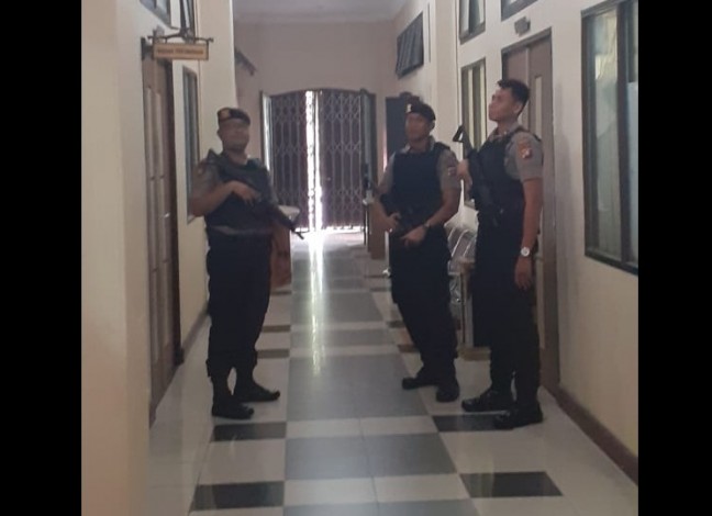 KPK Geledah Kantor Walikota Dumai