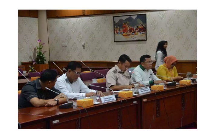 RAKER Komisi IV DPRD Riau Dengan Pabrik Kelapa Sawit dan Pabrik Karet Provinsi Riau 