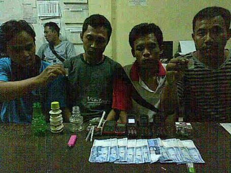 Simpan Narkoba, 4 Warga Kuansing Ditangkap Polisi