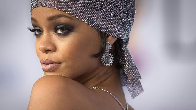 Putus dengan Drake, Rihanna Kencani Bos Toyota Arab