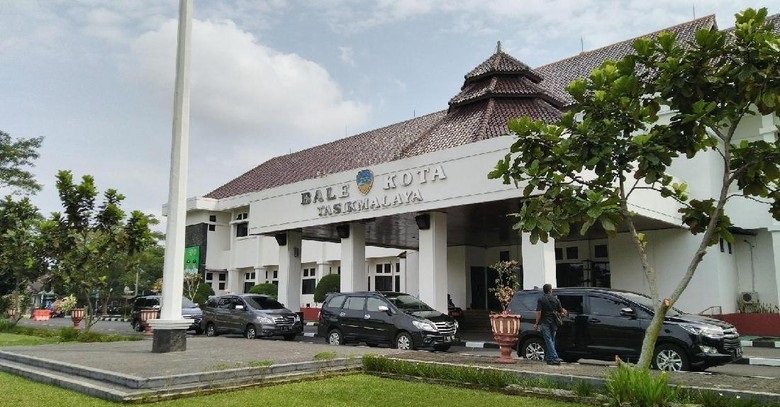 Walkot Tasikmalaya Ditetapkan Tersangka, Kantor Digeledah KPK 