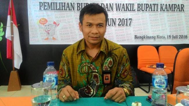 Ketua KPU Riau : PPK Jangan Coba-coba Simpan C1 Pilkada Kampar