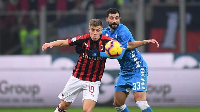 Menang atas Napoli, AC Milan Melaju ke Semifinal Coppa Italia 