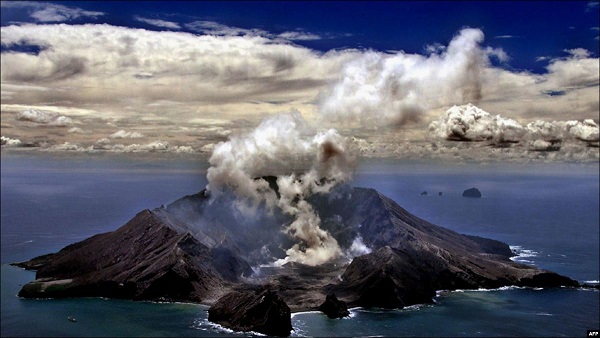 Korban Tewas Gunung Meletus di Selandia Baru Bertambah 