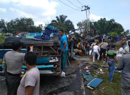 6 Tewas Akibat PMTOH Terbalik di Kuansing