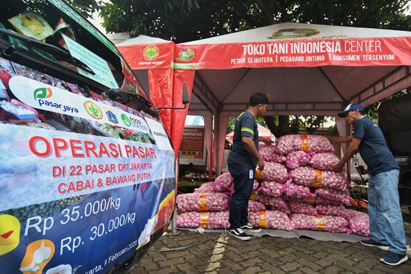 Operasi Pasar untuk Stabilkan Harga Cabai dan Bawang Putih