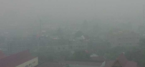 Waspada, Asap Makin Parah, Jarak Pandang Hanya 100 Meter dan Kualitas Udara Berbahaya