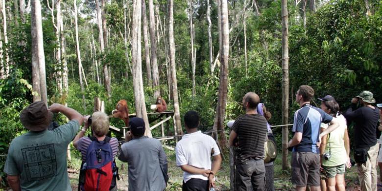 Membangun Jaringan Pariwisata Melalui Forum Bisnis 