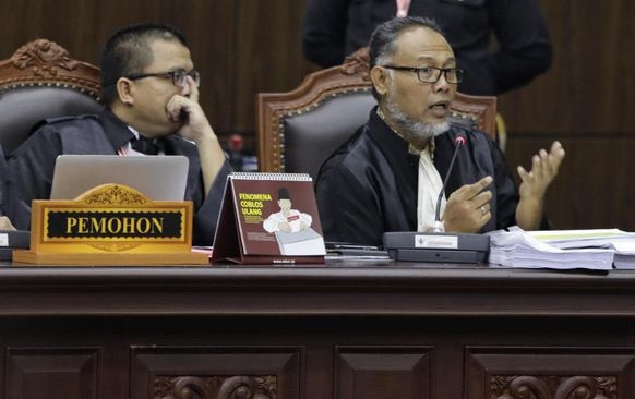 Sebut KPU Sombong Tak Bawa Saksi, BW Singgung Firaun