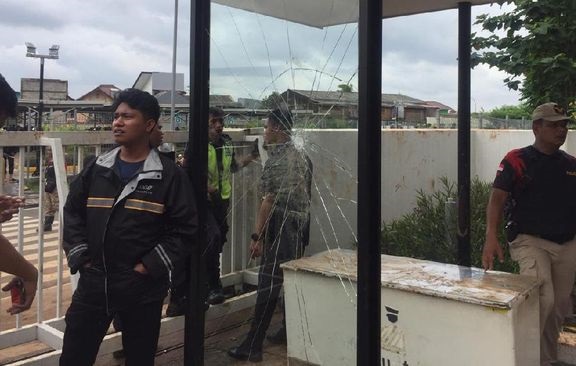 Warga Terdampak Banjir Demo AEON JGC, Satu Orang Ditangkap