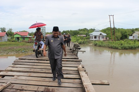 Pemkab Nyatakan Jembatan Sinaboi, Rohil dalam Kondisi Darurat