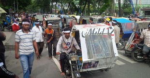 Ratusan Sopir Becak Motor di Medan Demo 