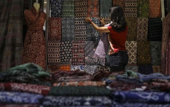 Jokowi Diminta Tiru China Bebaskan Pajak Usaha Mikro Kecil