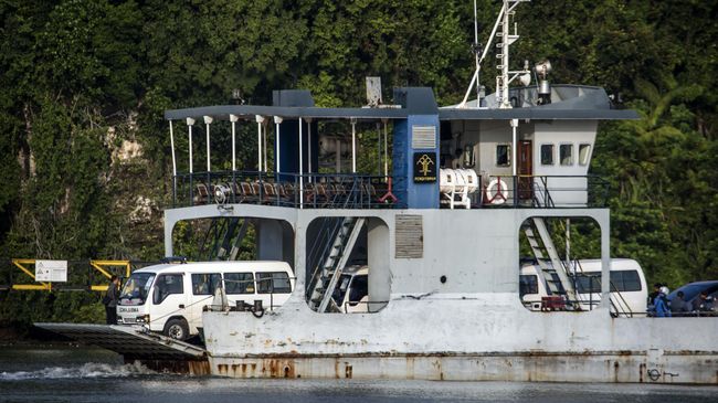 Ambulans Pembawa Jenazah Tinggalkan Nusakambangan 