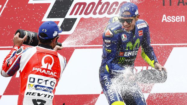 Rossi Tak Punya Waktu Pikirkan Vinales 