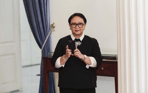 Pelaku Bom Diduga Asal Indonesia, Menlu Tunggu Identifikasi 