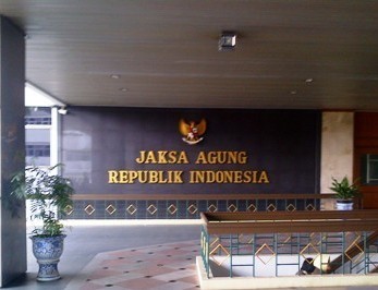 Kejagung Limpahkan Dua Tersangka Korupsi Pelindo Dumai