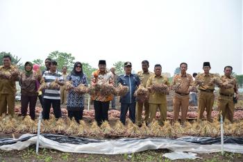 Terkait Program RTMPE, Jefry Noer Kecewa dengan Kinerja Camat