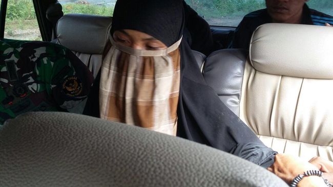 Polisi Tetapkan Istri Kedua Santoso Jadi Tersangka