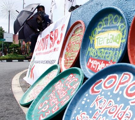 Akhirnya Gugatan Praperadilan SP3 Karhutla Didaftarkan 
