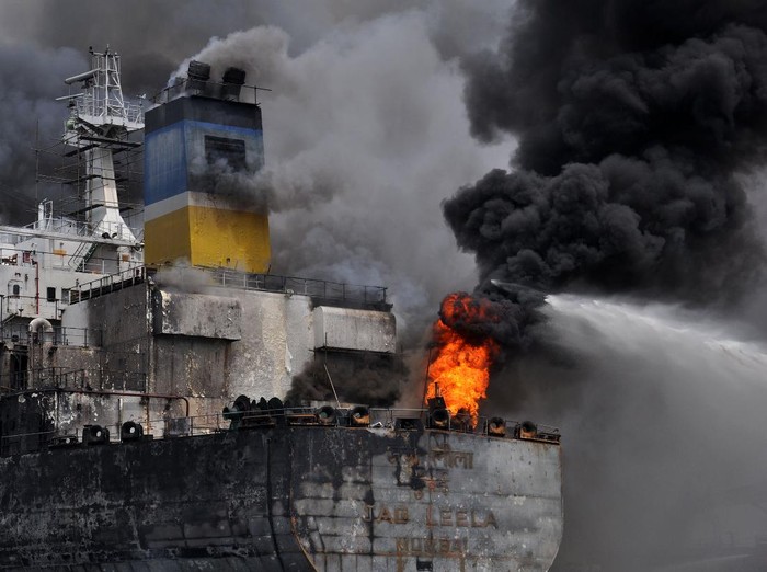Korban tewas akibat kebakaran kapal tanker di Belawan Sumut bertambah jadi lima orang 