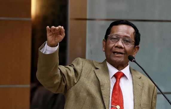 Dilema Mahfud MD Pulangkan 660 WNI Eks ISIS 