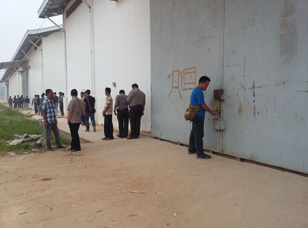 Polres Dumai Segel Sejumlah Gudang di Bukit Kapur 