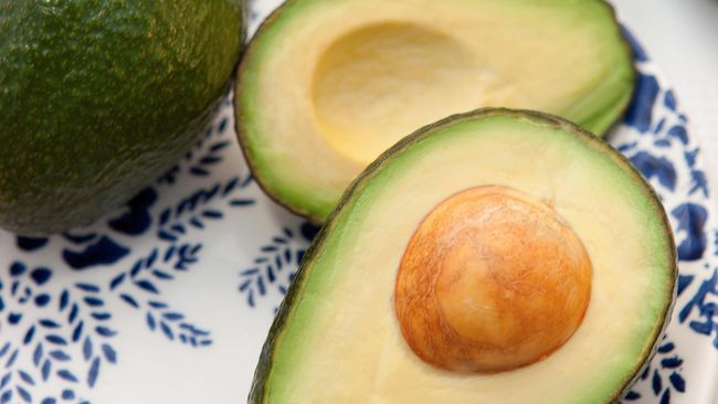 Cara Memillih Buah Alpukat yang Sudah Matang