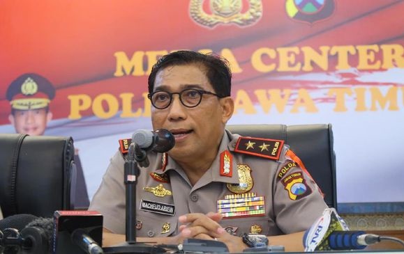 Polisi Buru Abu Bakar, Guru Dita Pengebom Gereja Surabaya 