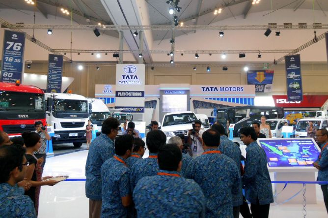GIIAS 2015 Zona Kendaraan Niaga Siap Buka-Bukaan di Sesi Launching GIIAS 2015