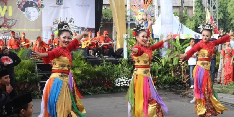 Memperkenalkan Indonesia Melalui Tarian