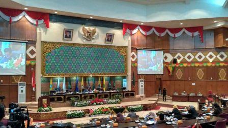 DPRD Riau Sahkan Perda Tata Kelola BUMD 