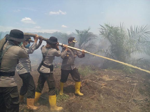 Kaban PBD-Damkar Tetapkan Pekanbaru Siaga Karlahut
