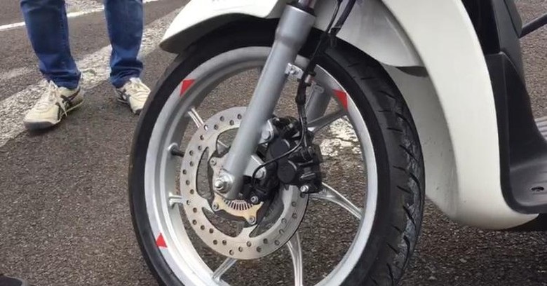 Fitur Pesawat Terbang yang Disarankan Wajib untuk Motor 
