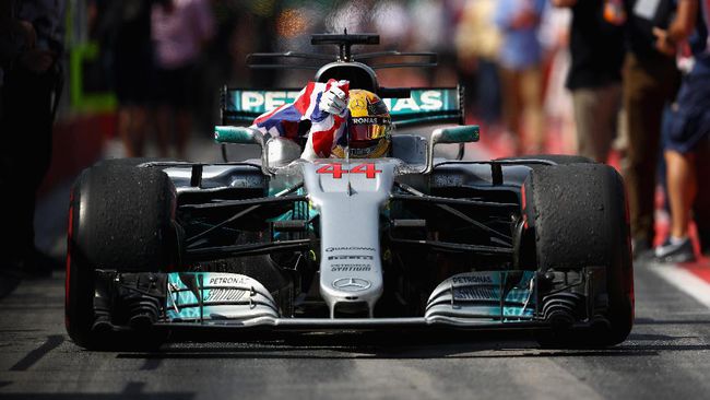 Hamilton Rebut Pole, Mercedes Dominasi Kualifikasi 