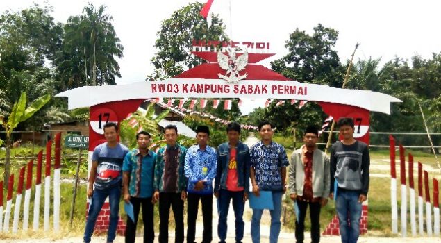 Meriahkan HUT RI ke-71, Karang Taruna Cakra Bakti Sahitya Taja Lomba Gapura Hias
