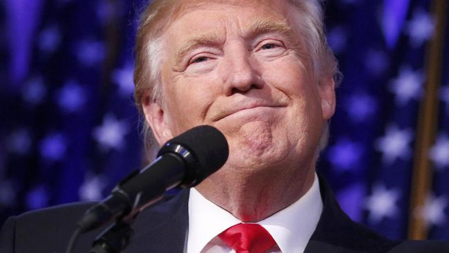 Janji Trump: Matikan Internet ISIS hingga iPhone Buatan AS