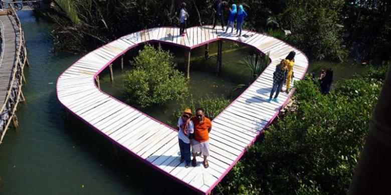 Wow, Seru dan Romantis 