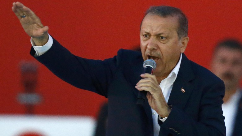 Erdogan Ancam AS: Pilih Turki atau Fethullah Gulen