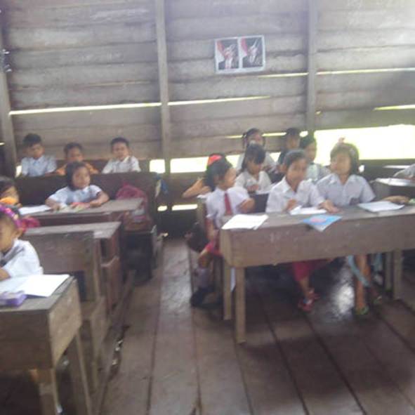 Bangunan Sudah Miring, Pemkab Rohil Prioritaskan Pembangunan SDN 5 Filial Sungai Daun 